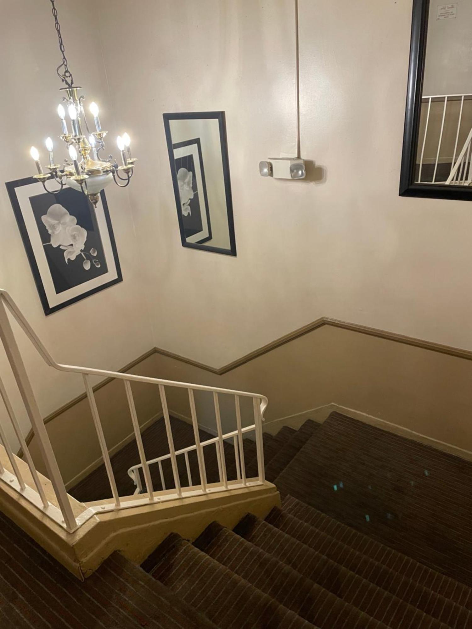 Grand Inn Fullerton Bagian luar foto