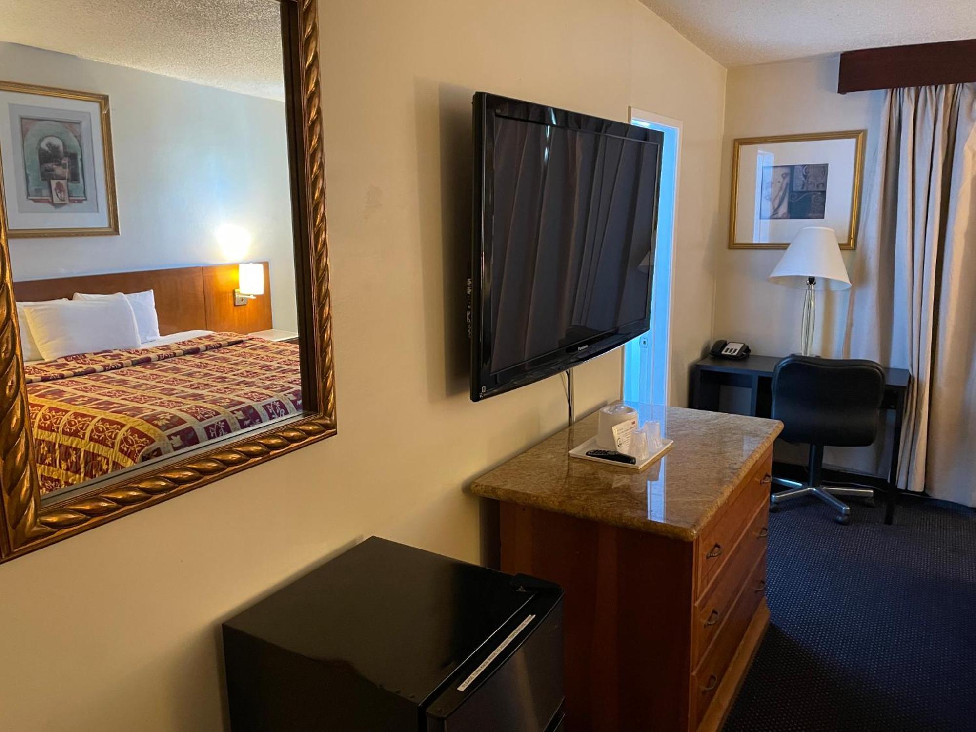 Grand Inn Fullerton Bagian luar foto
