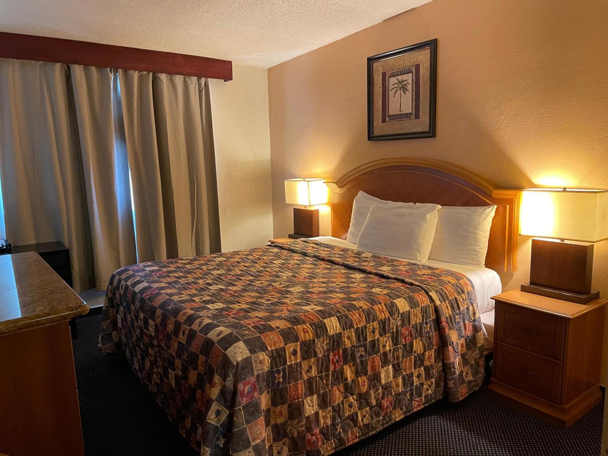 Grand Inn Fullerton Bagian luar foto