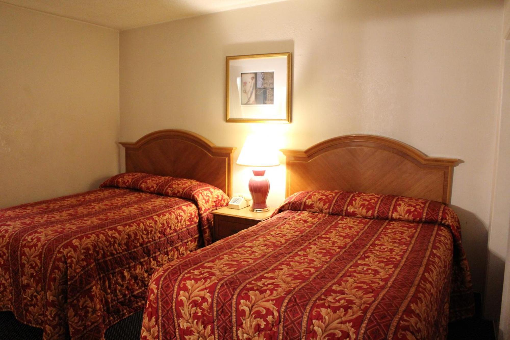 Grand Inn Fullerton Bagian luar foto