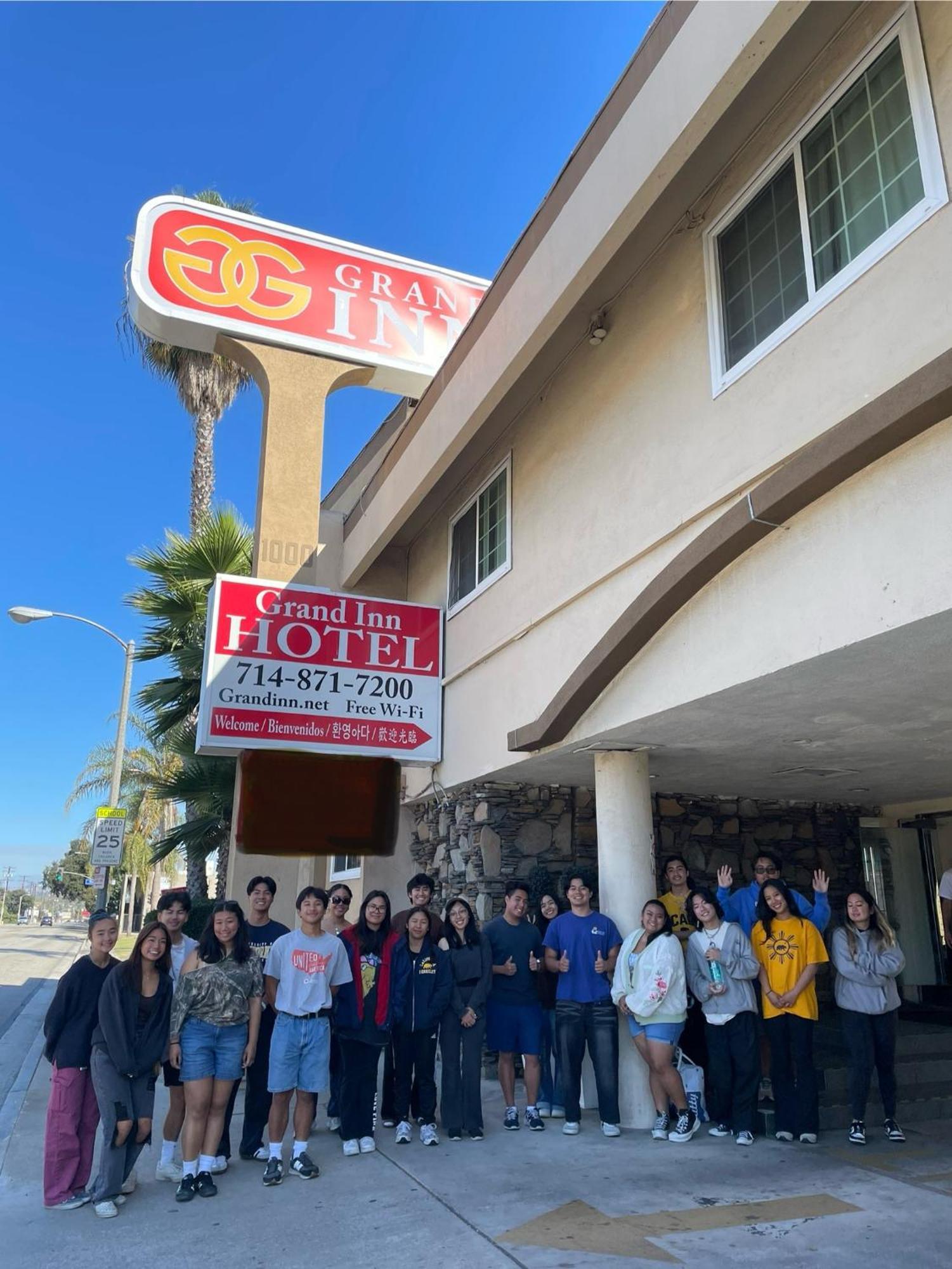 Grand Inn Fullerton Bagian luar foto