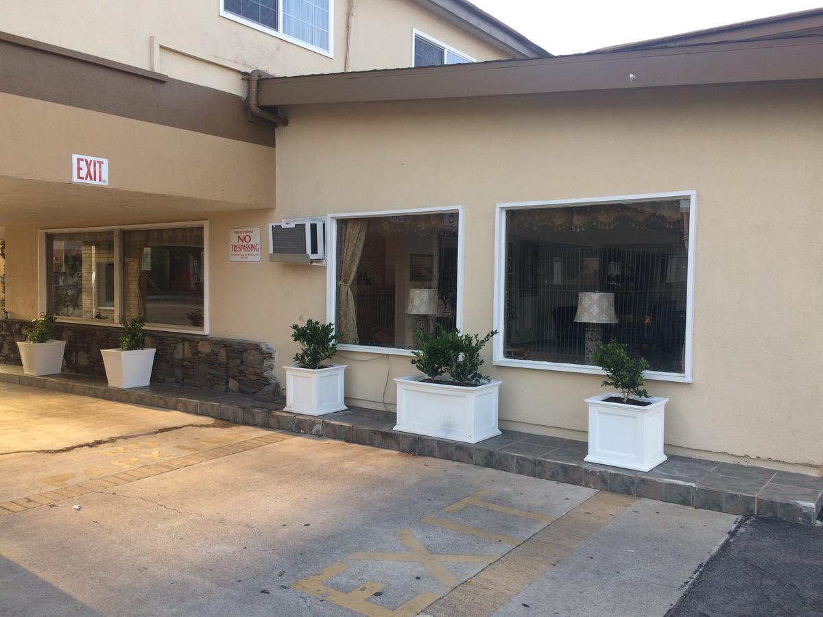 Grand Inn Fullerton Bagian luar foto